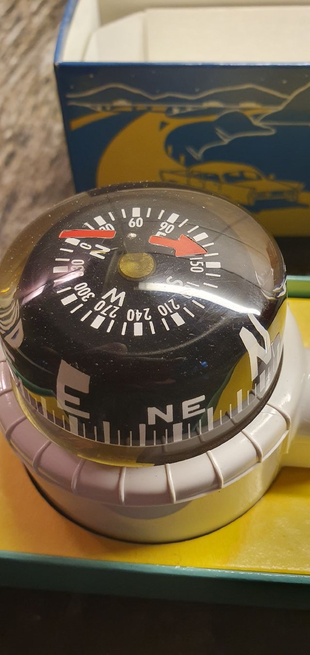 GPS & Strumenti di misurazione: Kompass für Auto / Oldtimer Vintage Taylor Compass – Nuovo e nell'imballaggio originale da Niederwil AG venduto da Glubbli 1