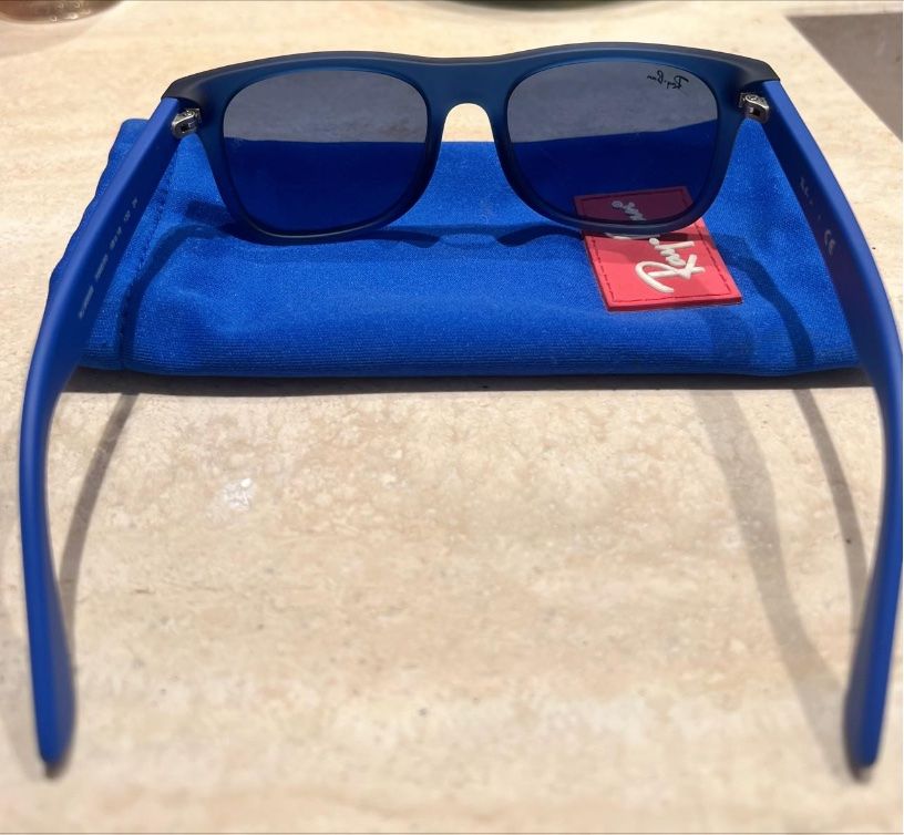 Ray-Ban Occhiali & Lenti: Ray-Band kids sunglasses – Usato da Zürich venduto da yan_h6r5 2
