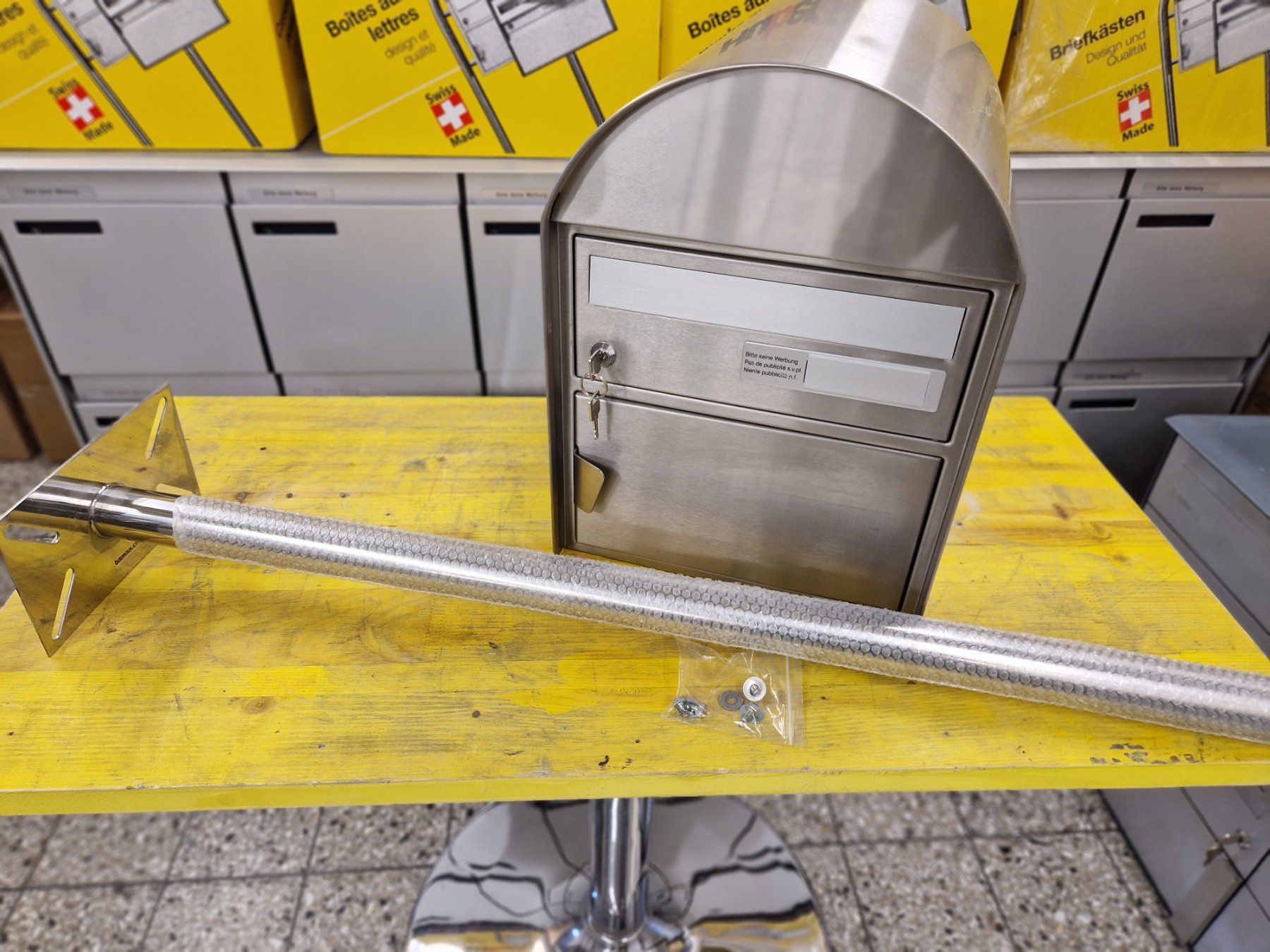 Sonstiges für Haushalt & Wohnen: Standbriefkasten ( Huber ) – Neu (gemäss Beschreibung) aus Wiler b.Utzenstorf von bamaa-shop 1