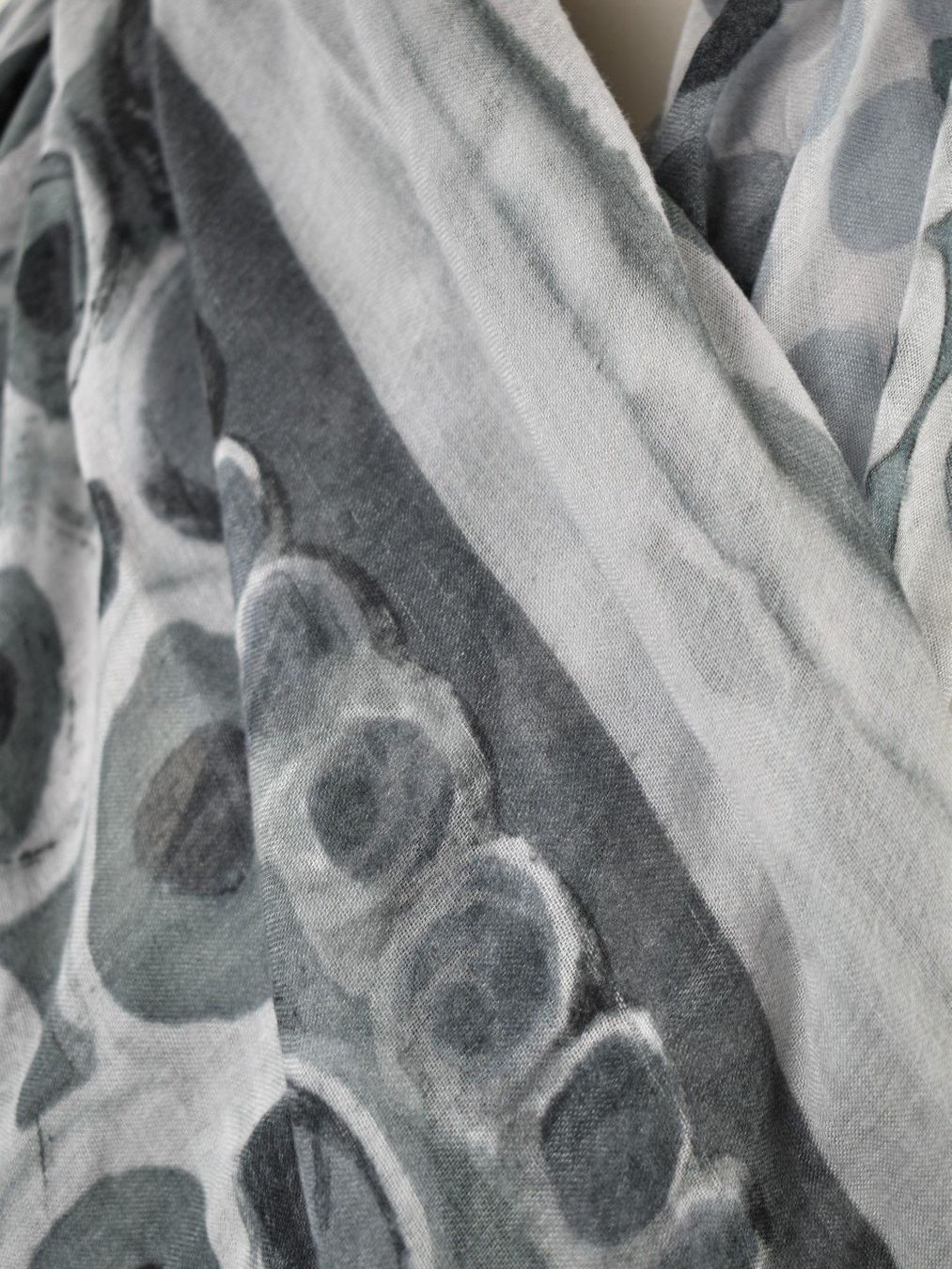 Foulard & Sciarpe: Peserico Schal 100% Modal – Usato da Nürensdorf venduto da 2ND_STORY 1