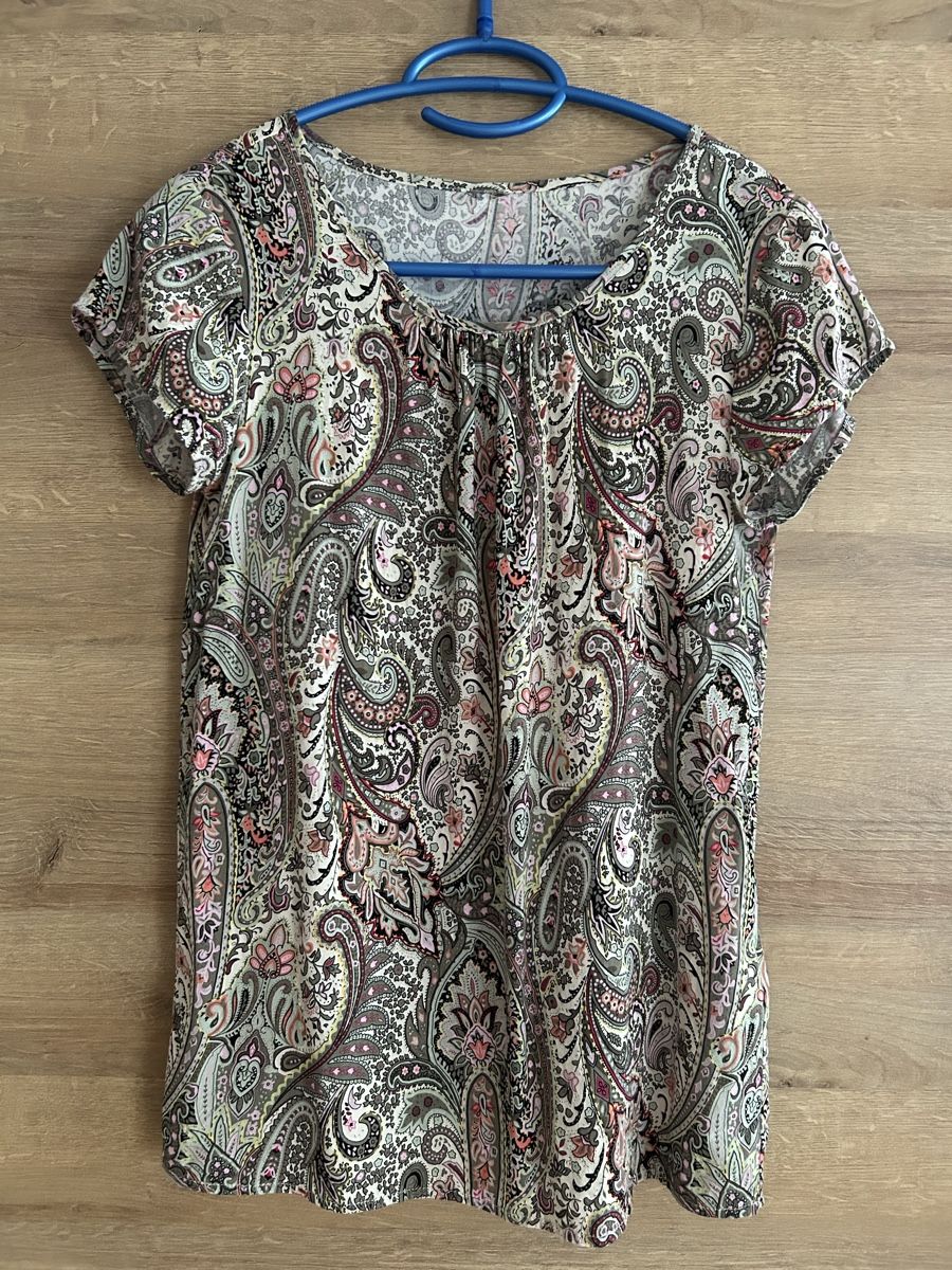 T-shirts: Sommer Shirt – D'occasion à Ennenda par mar_kz98