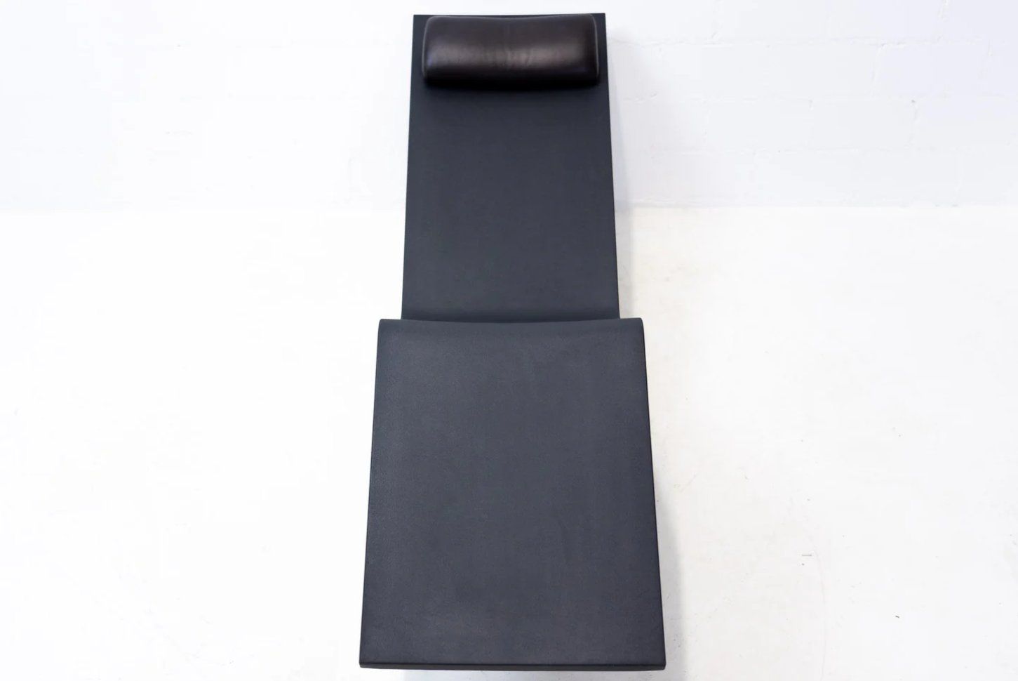Vitra Liegen & Liegestühle: Vitra MvS Chaise Maarten Van Severen Nr. 1 – Gebraucht aus Meilen von Matthiasmueller 3