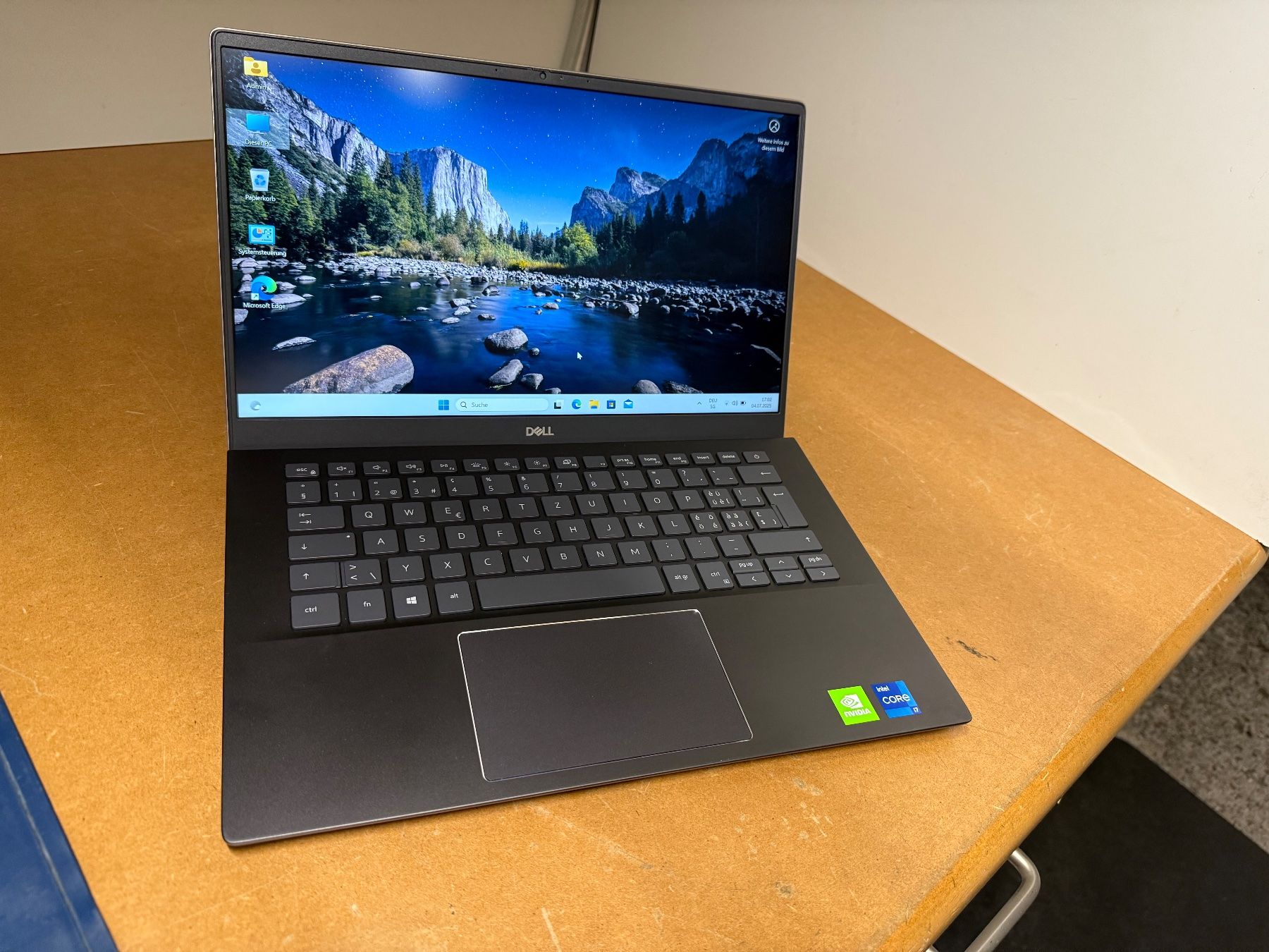 Dell Notebook: Dell Vostro 5402 Notebook 14" – Usato da Zürich venduto da muha