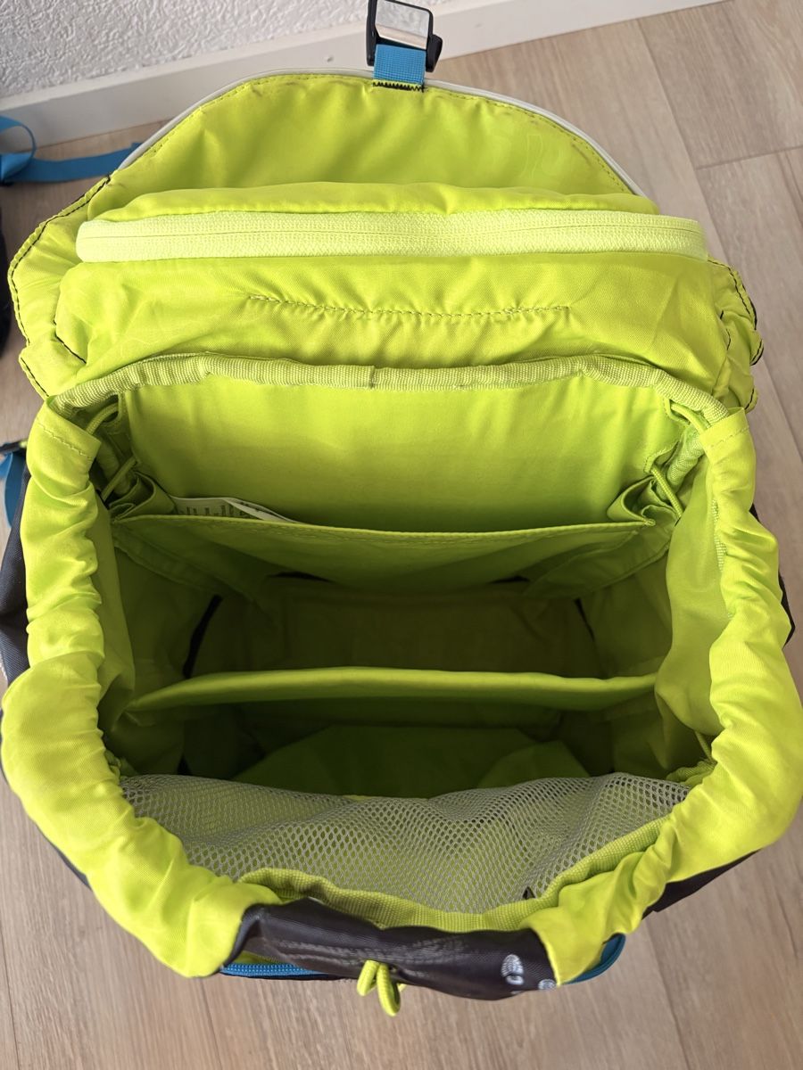 Ergobag Rucksäcke: Ergobag Schulsack-Set die drei Fragezeichen mit Zubehör – Gebraucht aus Sutz von amslm1 3
