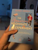 Livre "The American Roommate Experiment" Elena Armas