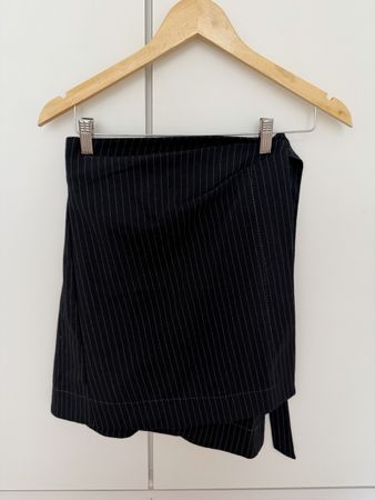 Mango Suit Skirt, size XS, black with stripes, chic!