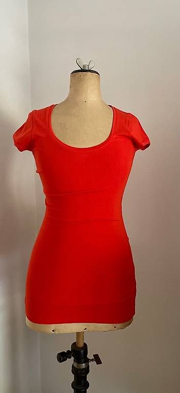 T-Shirts: T-Shirt modström XS-S – Gebraucht aus Luzern von labouche78
