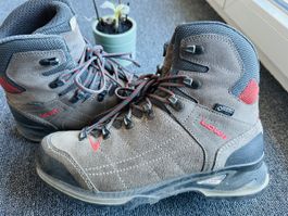 Lowa femme taille 39 gris