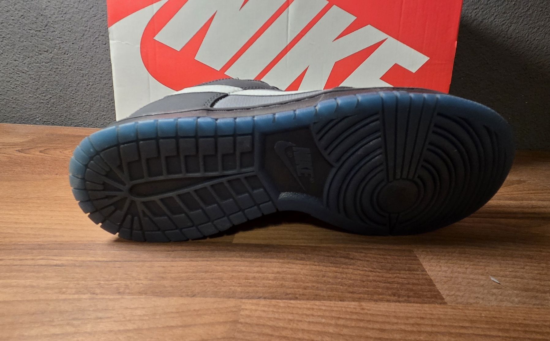 Nike Chaussures hommes: Nike Dunk Low Anthracite – Neuf (Voir description) à Horw par Tree2 2