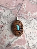 Schwarznuss Mit Opal