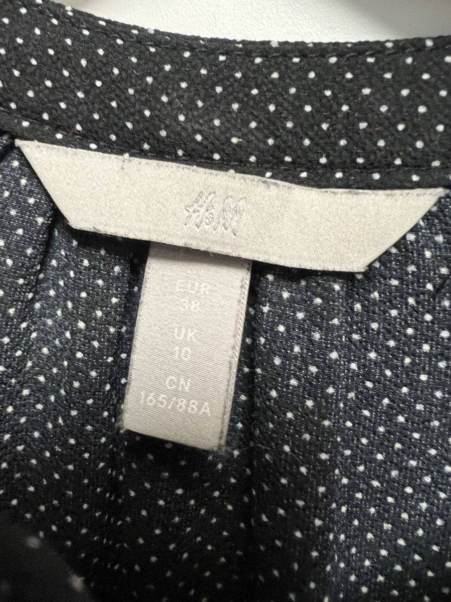 H&M Vestiti: H&M Dress, size 38 – Usato da Zürich venduto da son_f7qw 2