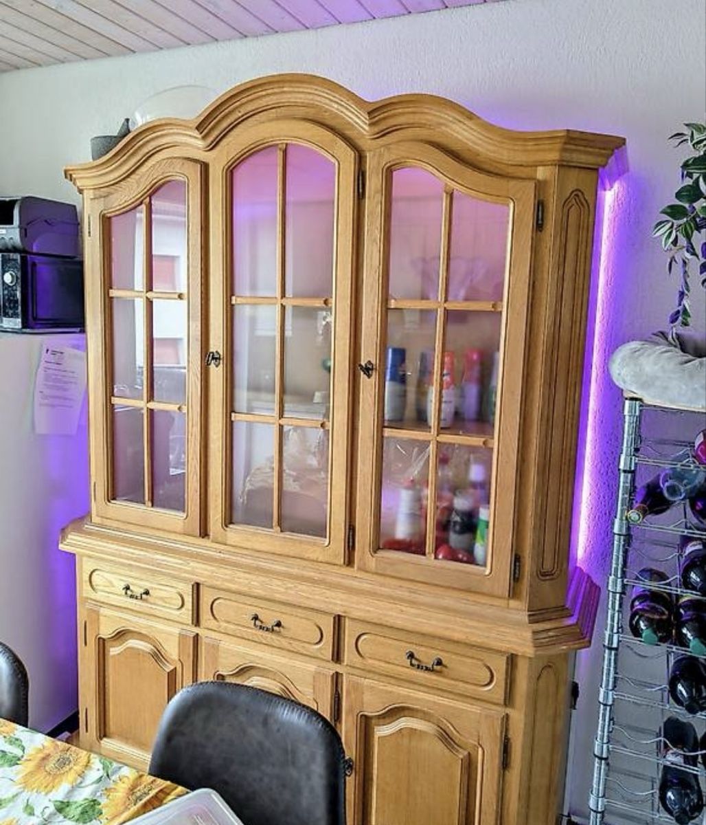Credenze: Massives Buffet mit viel Stauraum – Usato da Heimenhausen venduto da Bufnof