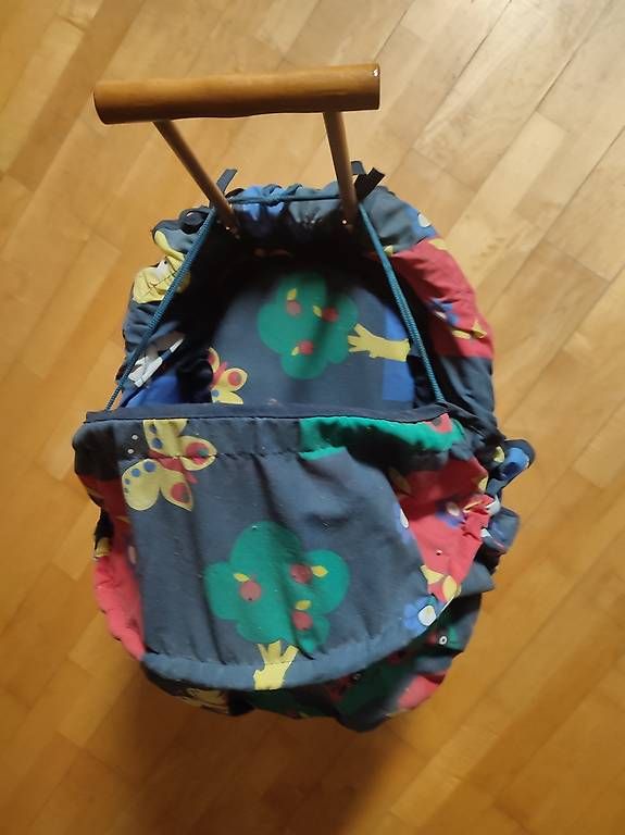 Carrozzine per bambole: Puppenwagen – Usato da Utzenstorf venduto da bimico