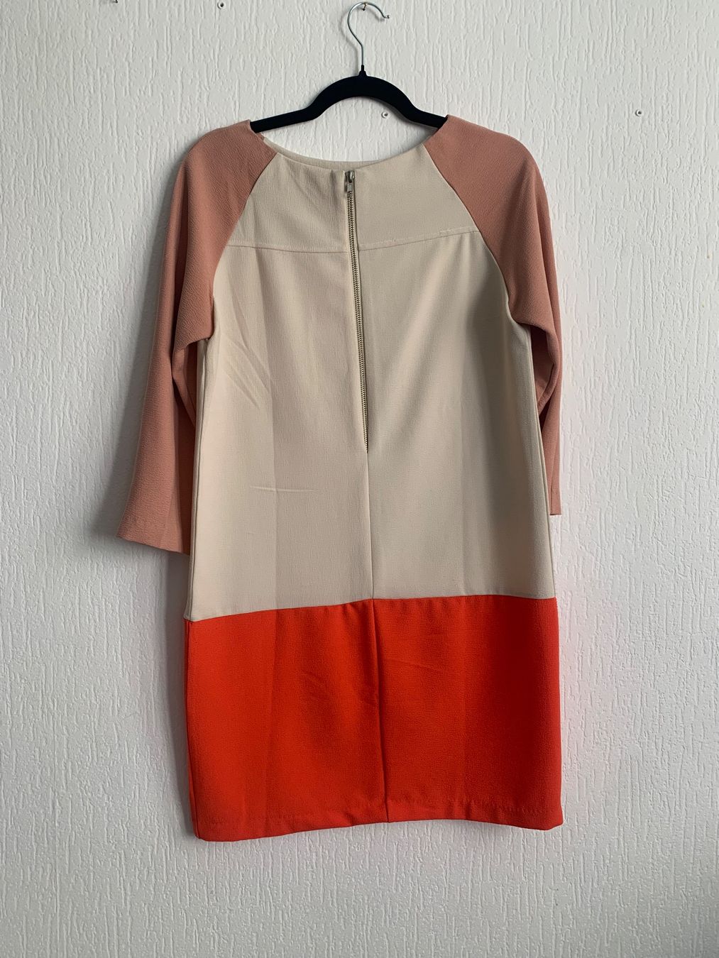 Vestiti: Robe graphique Lily White taille M – Usato da Lausanne venduto da Xiaoxi 1