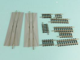 Minitrix Spur N div. Gleise ( 2 X Eingleisvorrichtung)