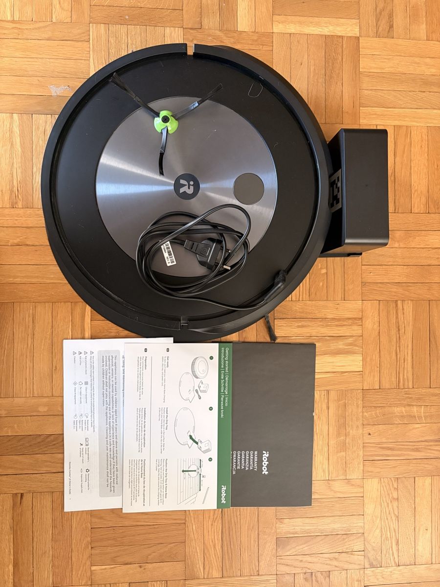 Irobot Aspirapolveri & Accessori: iRobot Roomba Combo mit Frontkamera & Wischfunktion – Nuovo (secondo la descrizione) da Regensdorf venduto da chi_dbv2 7