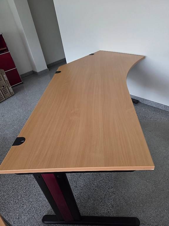 Scrivanie: Vitra Bürotisch – Usato da Wollerau venduto da LidijaH