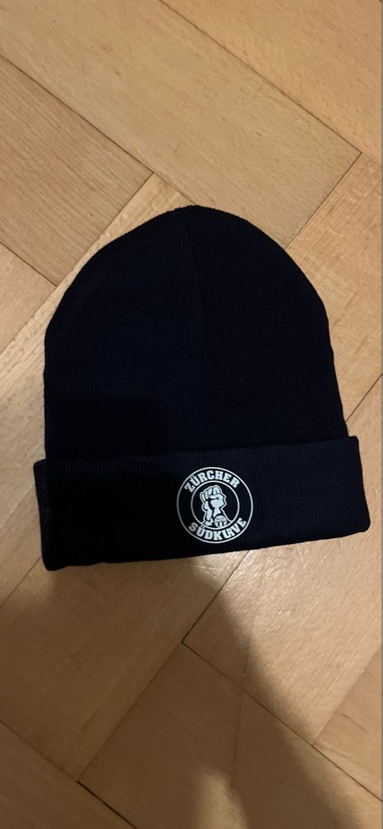 Hüte, Mützen & Caps: kappe fcz – Gebraucht aus Fribourg von pen_995b