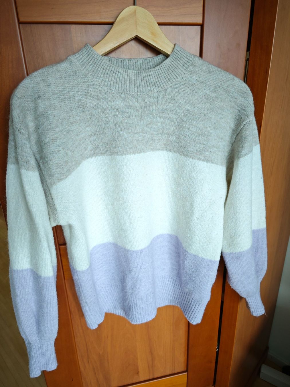 H&M Maglioni & Felpe: H&M Pullover gestreift, beige/lila, Gr. S – Usato da Adliswil venduto da coconut1289