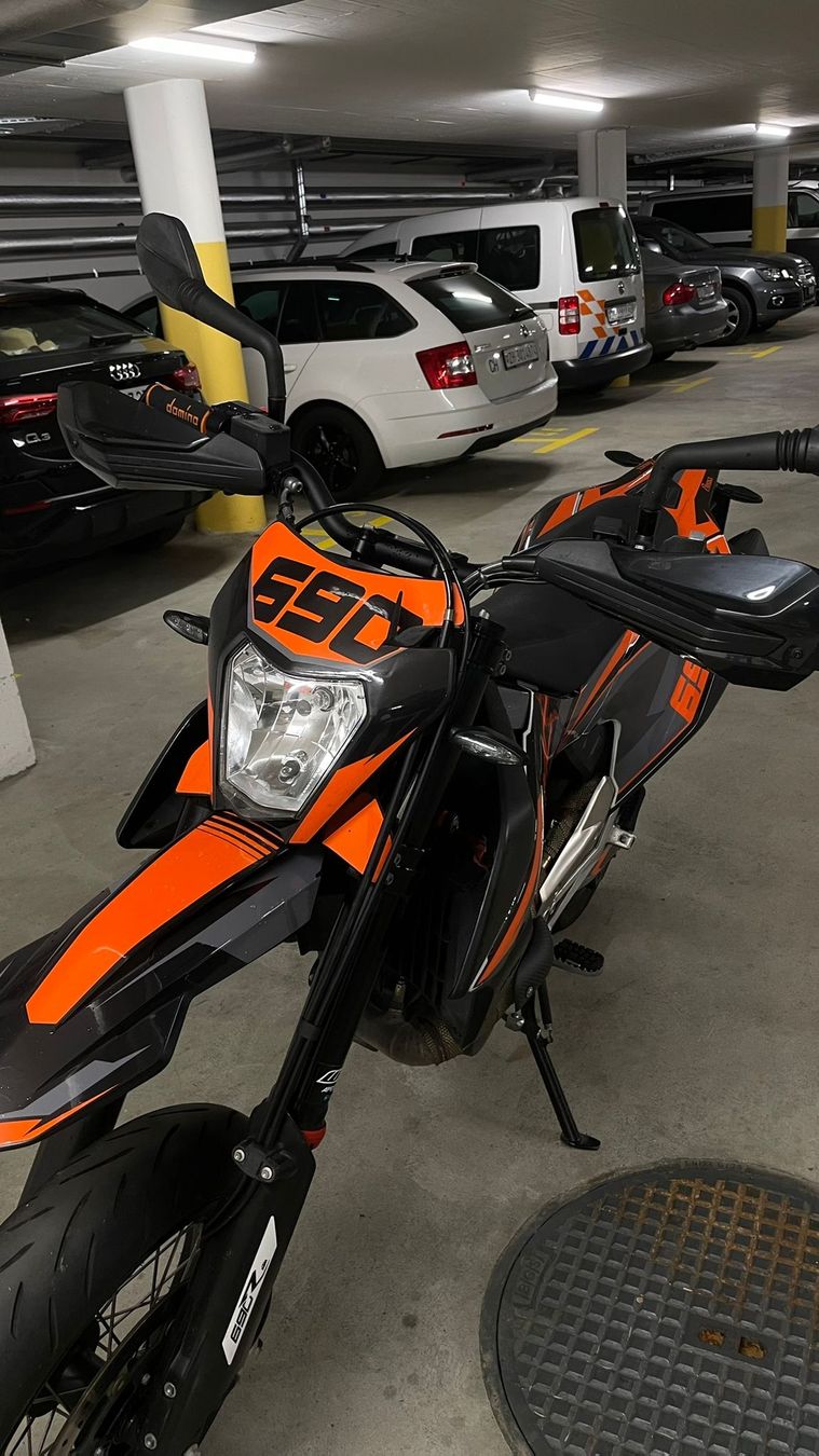 KTM Strada: KTM 690 SMCR 2019 - 55kW – Usato da Zürich venduto da jam_2lrx 5