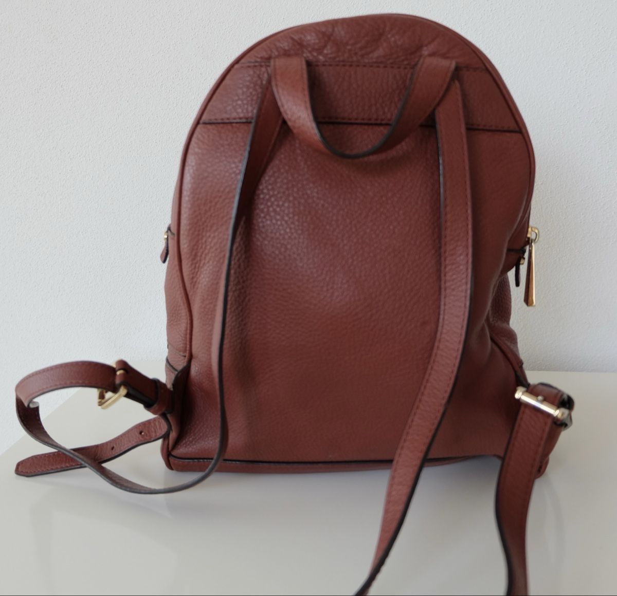 Michael Kors Zaini:  Michael Kors Leder Rucksack gebraucht – Usato da Kriens venduto da J.Iten 3