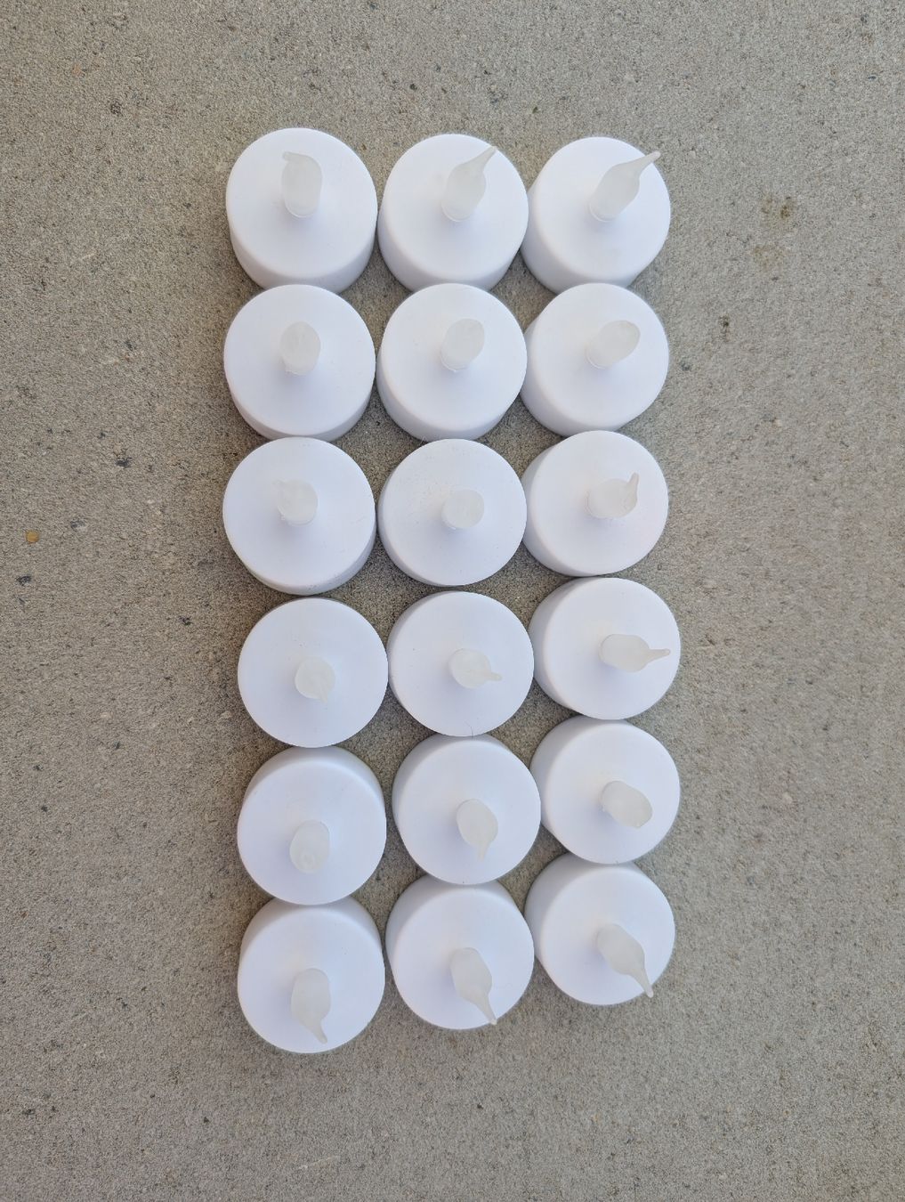 Candele: 18x LED Teelichter "Ambiance Light" 6h Timer – Usato da Walterswil BE venduto da Cj29 2