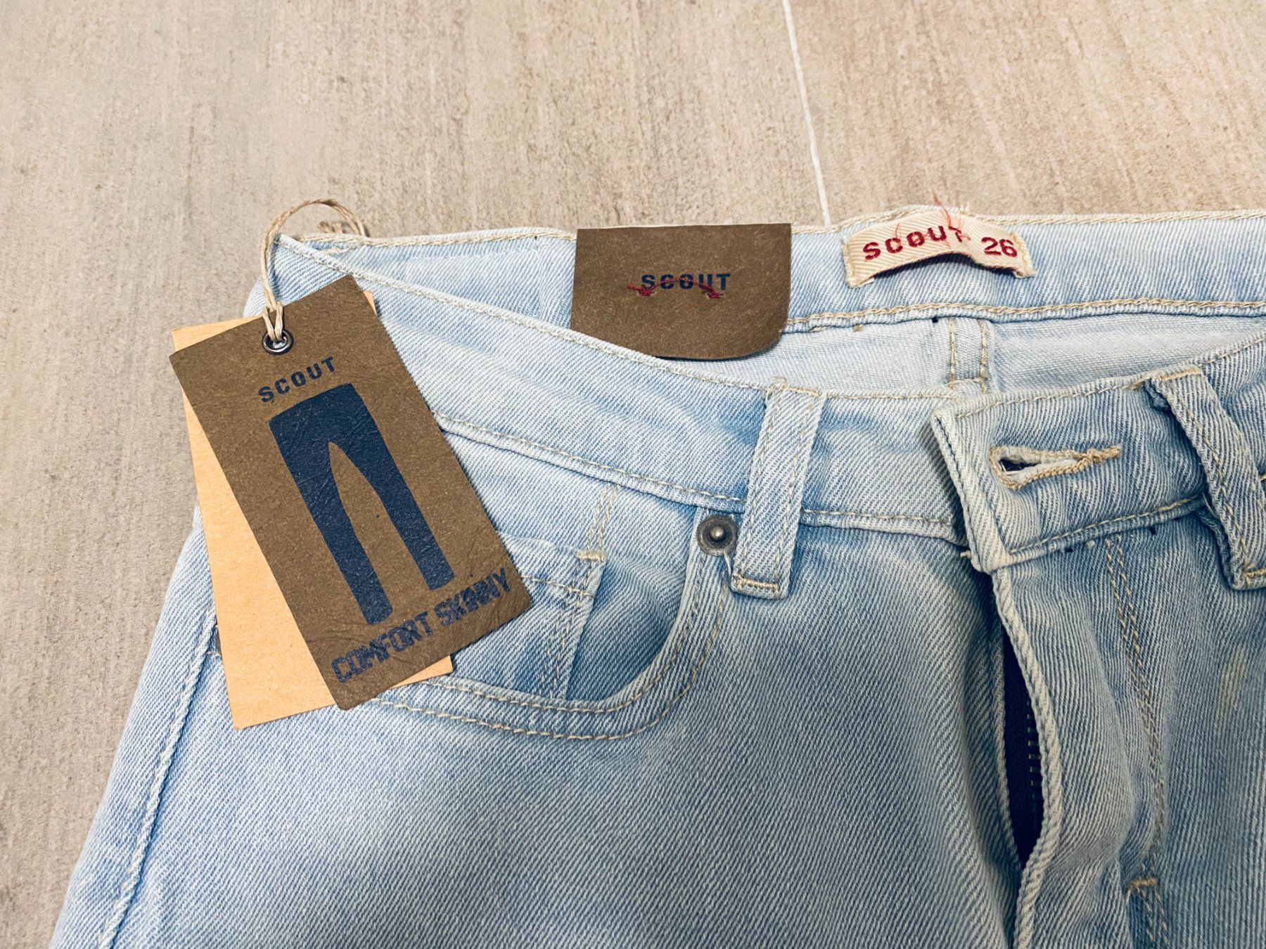 Jeans: NEUF!! Jeans Scout - Taille 26 – Gebraucht aus Clarmont von sil_59s9 2