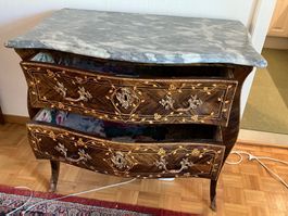 Antike Barock-Kommode im Louis-XV-Stil