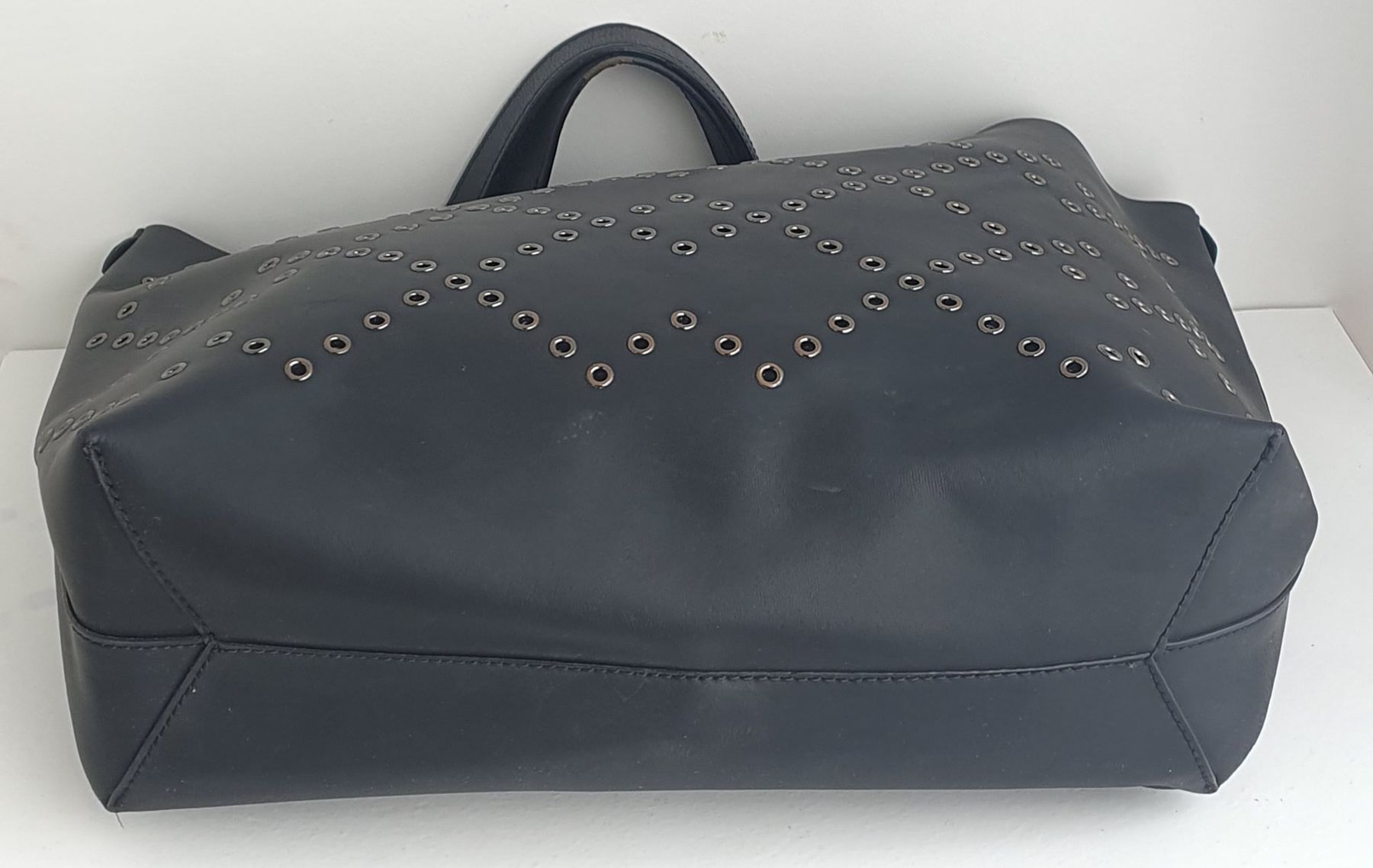 Marc Jacobs Borse da donna: Marc Jacobs Henkel/Schulterrtasche Leder Schwarz – Usato da Niederteufen venduto da Mira_72 3