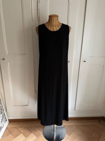 AMAMITOO - Kleid schwarz fliessend 40