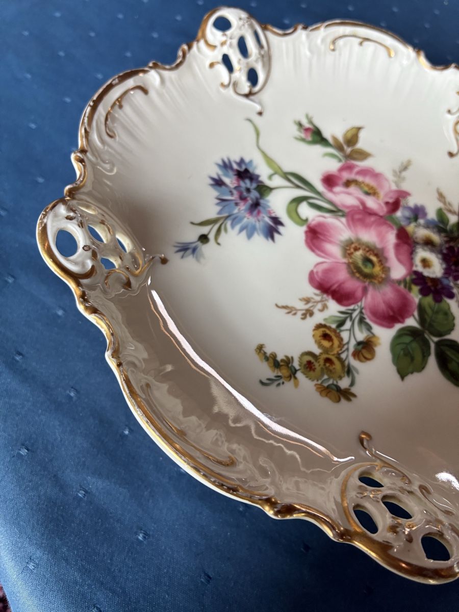 Rosenthal Schalen: Rosenthal - Gebäckschale auf 3 Füsschen  – Gebraucht aus Dornach von Rosengarten 4