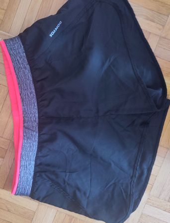 Pantaloncini sportivi Domyos neri taglia S