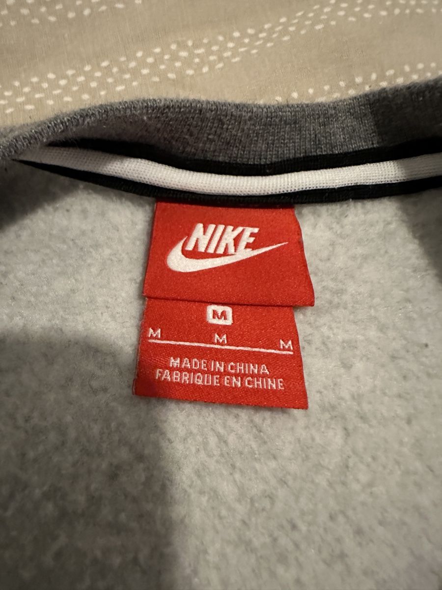 Nike Maglioni & Felpe: Nike Sweater – Usato da Bärschwil venduto da j_18996 2