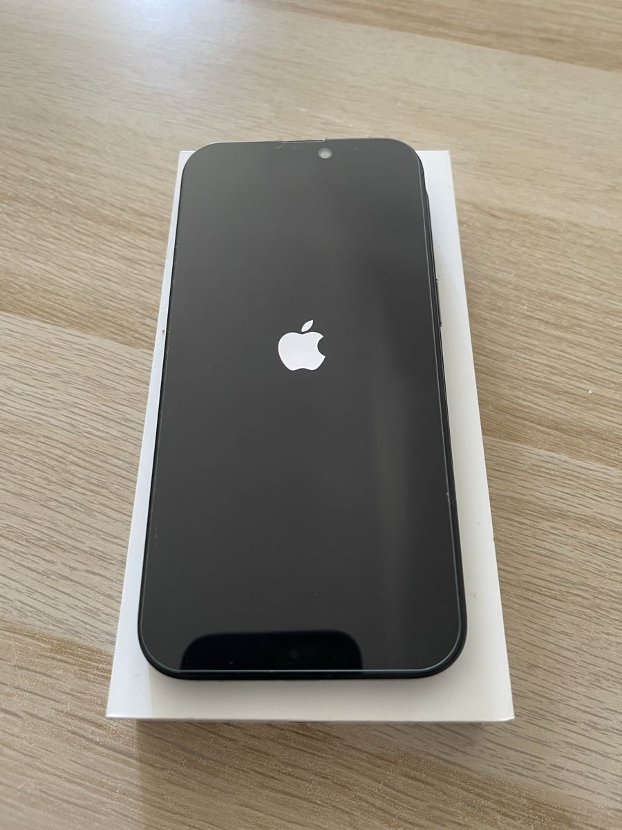 Apple Telefoni cellulari / Smartphones: IPhone 16 pro Max 256gb Akku 100% – Usato da Biel/Bienne venduto da ham_wf9n 3