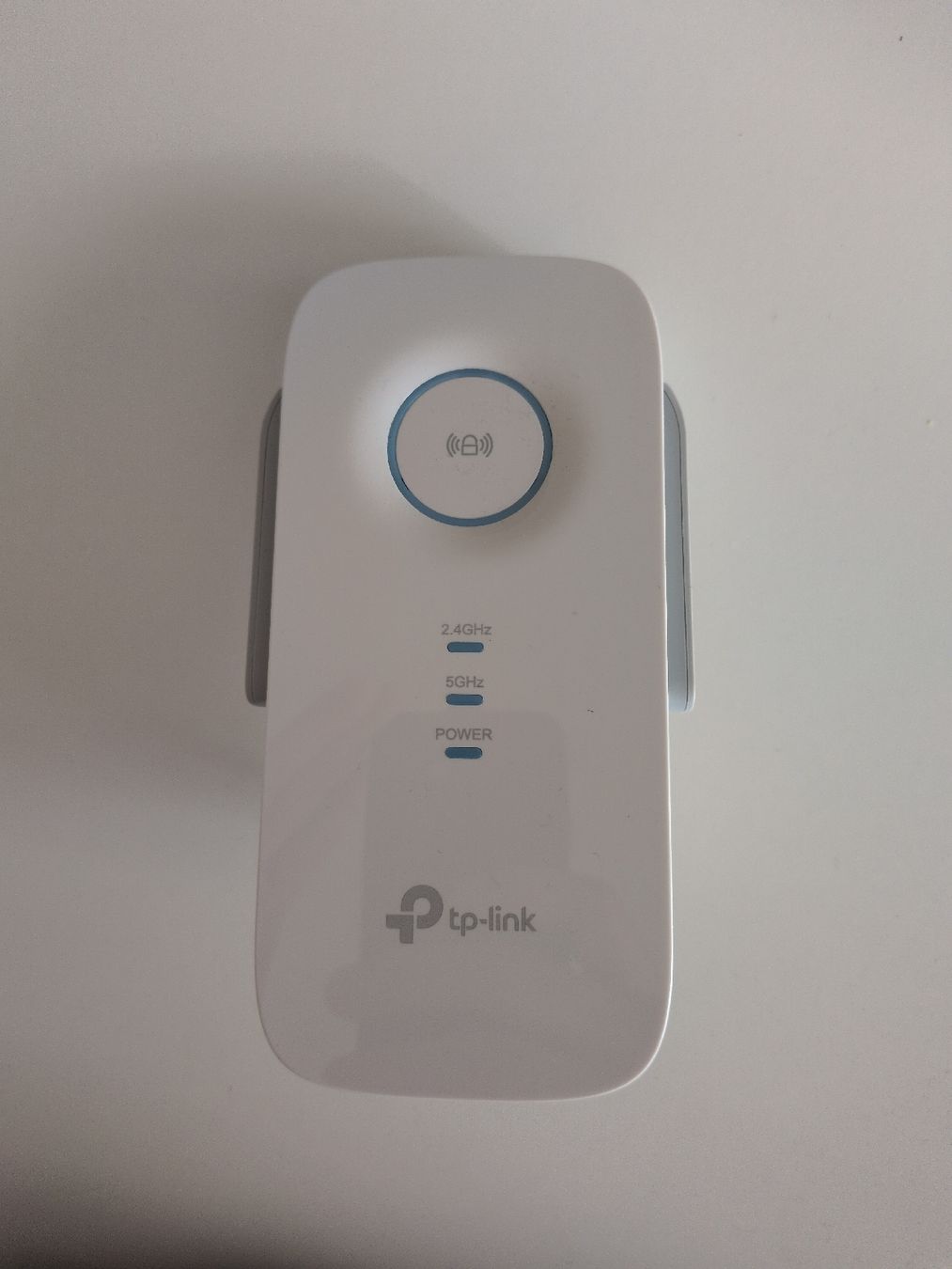 TP-Link Wlan: TP-Link RE550 – Gebraucht aus Zürich von beim2011 1