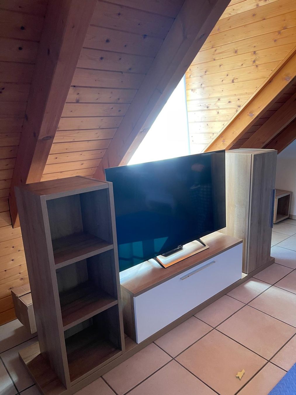Mobili TV: Tv möbel wohnwand Medley riviera eiche – Nuovo (secondo la descrizione) da Rikon im Tösstal venduto da Dr.Nobody 5