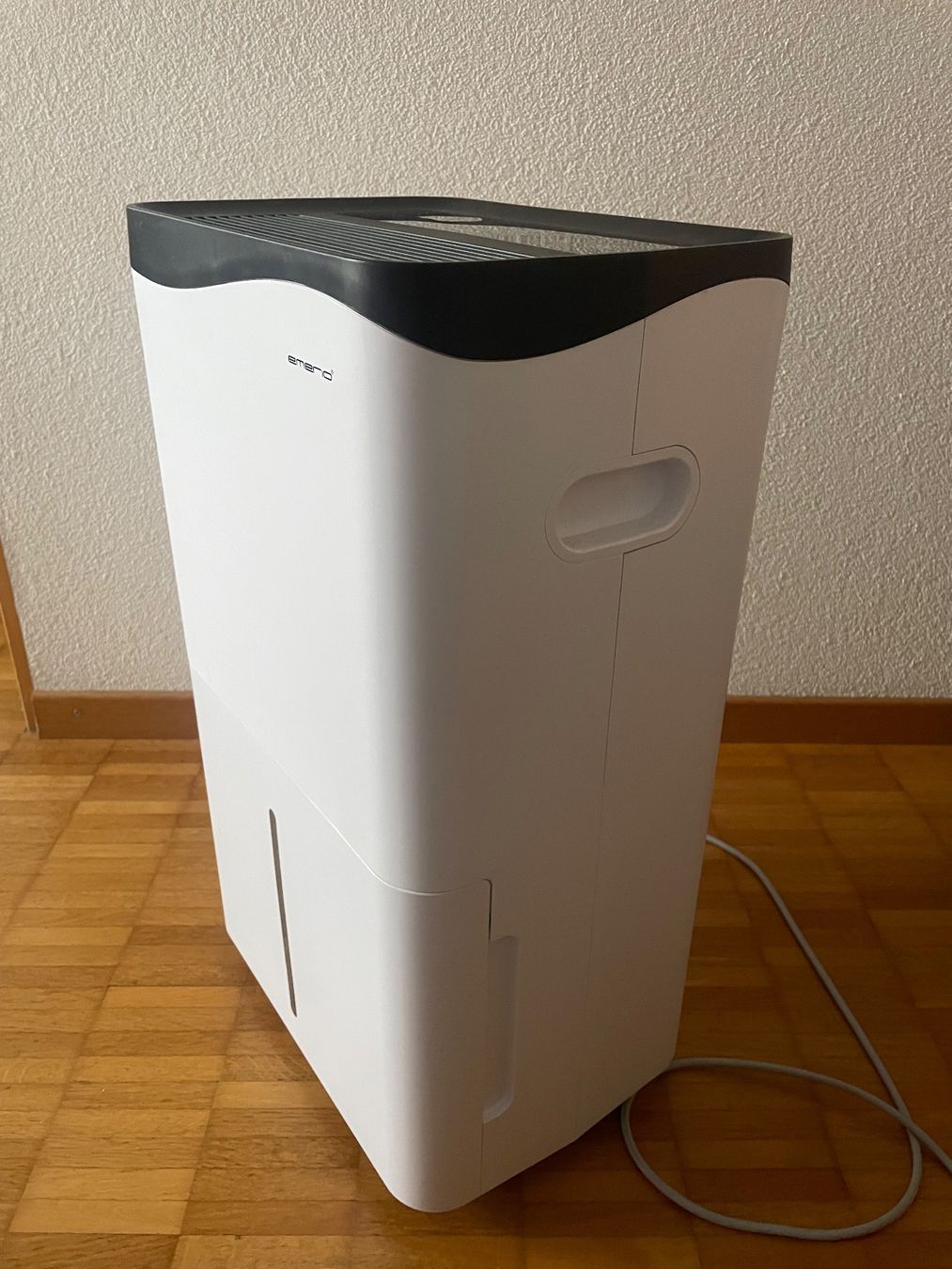 Deumidificatori: Neuwertiger Luftentfeuchter mit Garantie – Nuovo (secondo la descrizione) da St. Gallen venduto da edel.05 2