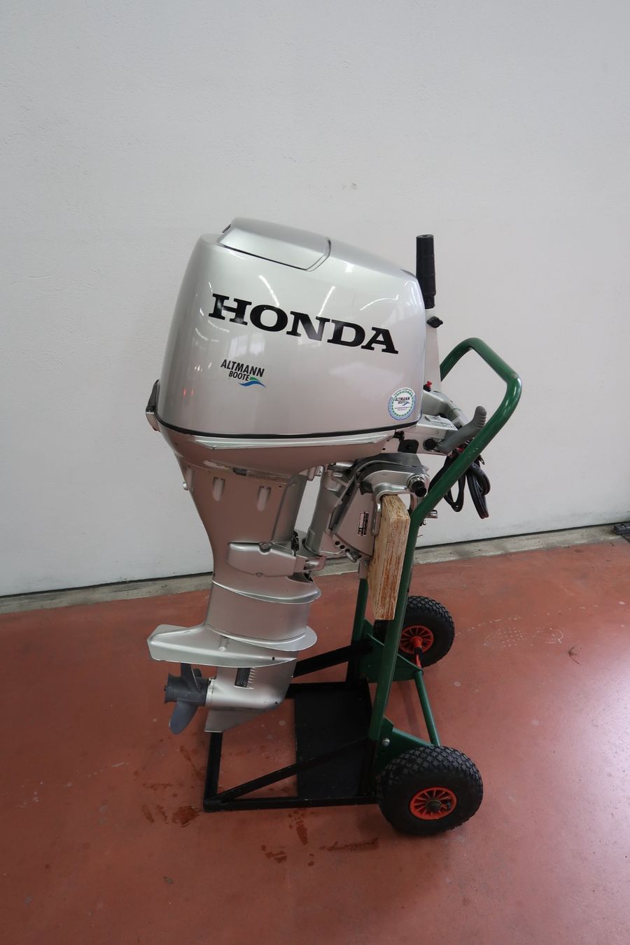 Honda Moteurs: Aussenborder Honda BF25 A – D'occasion à Büsingen par garagealtmann 2