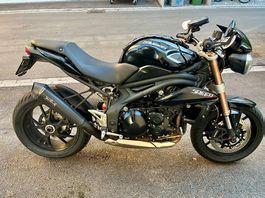 Triumph Speed Triple 1050 ABS (2012) - klassisch in schwarz
