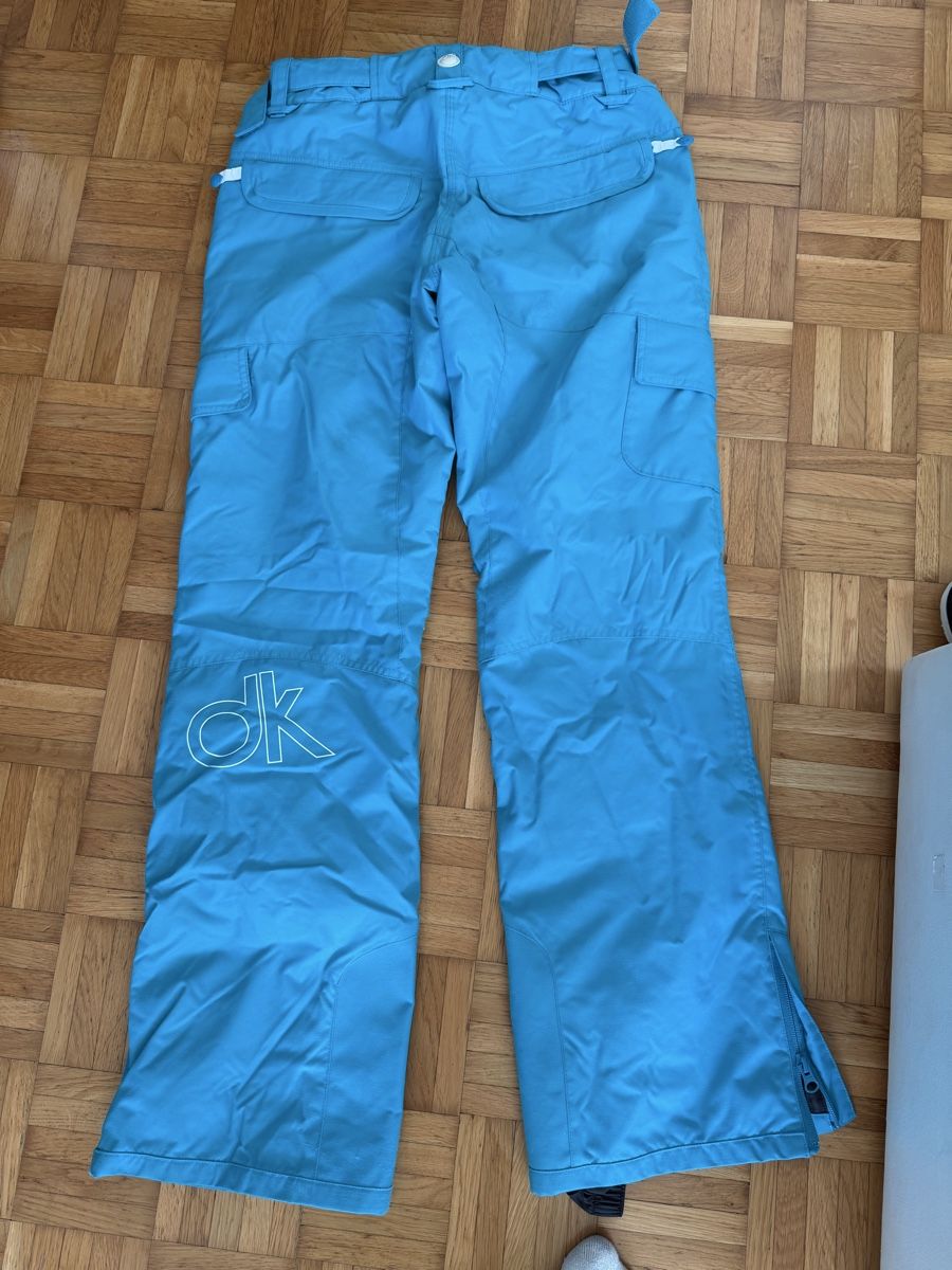 Dakine Pantaloni: Dakine snowboard pants, size S – Usato da Unterseen venduto da pinandgreen 1