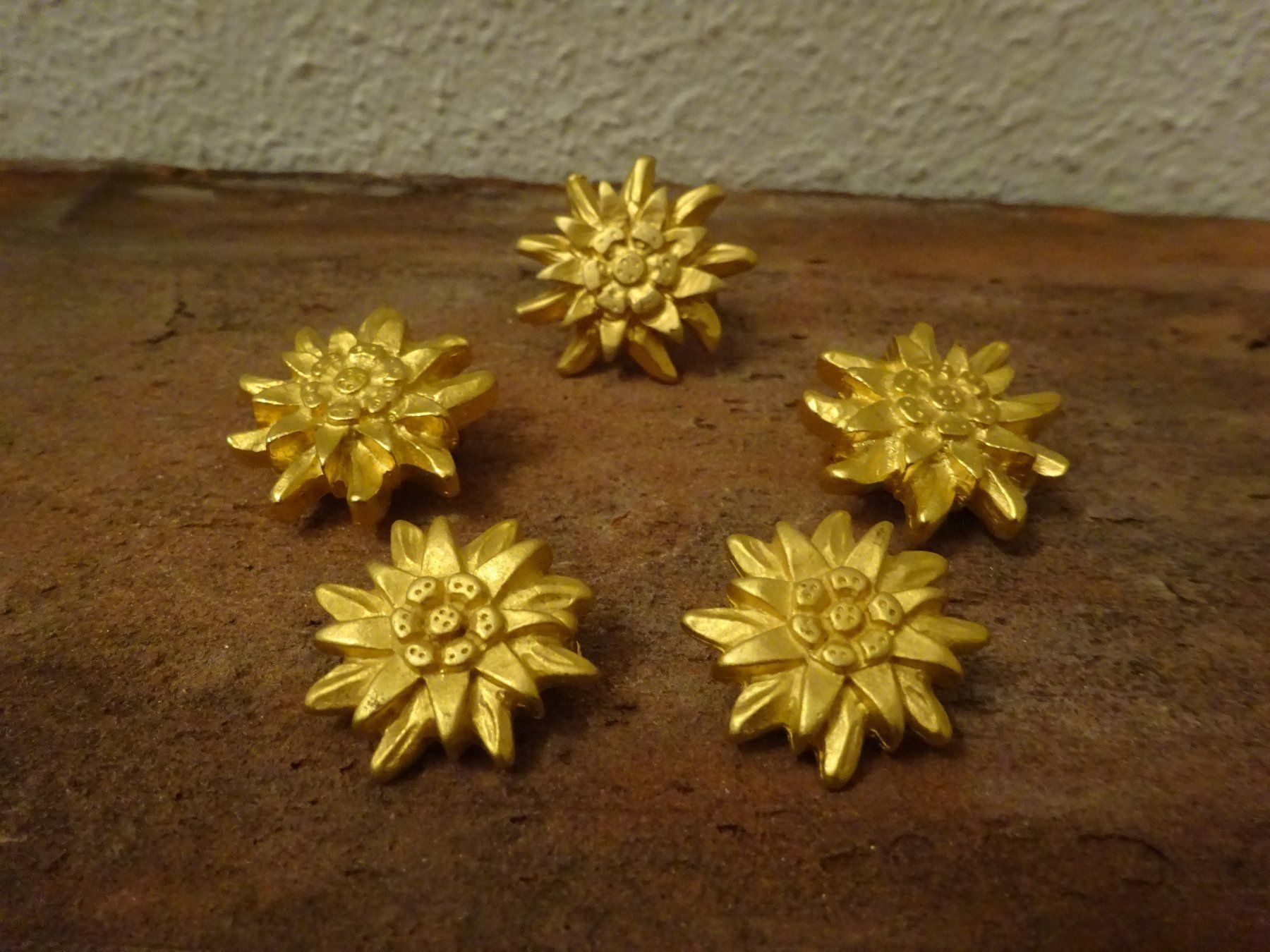 Edelweiss Ciondoli: Edelweiss-Set / Trachtenschmuck – Usato da Esslingen venduto da FetteSchnecke 2
