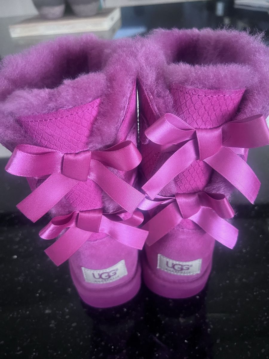 Ugg Scarpe da donna: UGG Bailey Bowl Pink NEU – Nuovo (secondo la descrizione) da Ormalingen venduto da MCS1 2