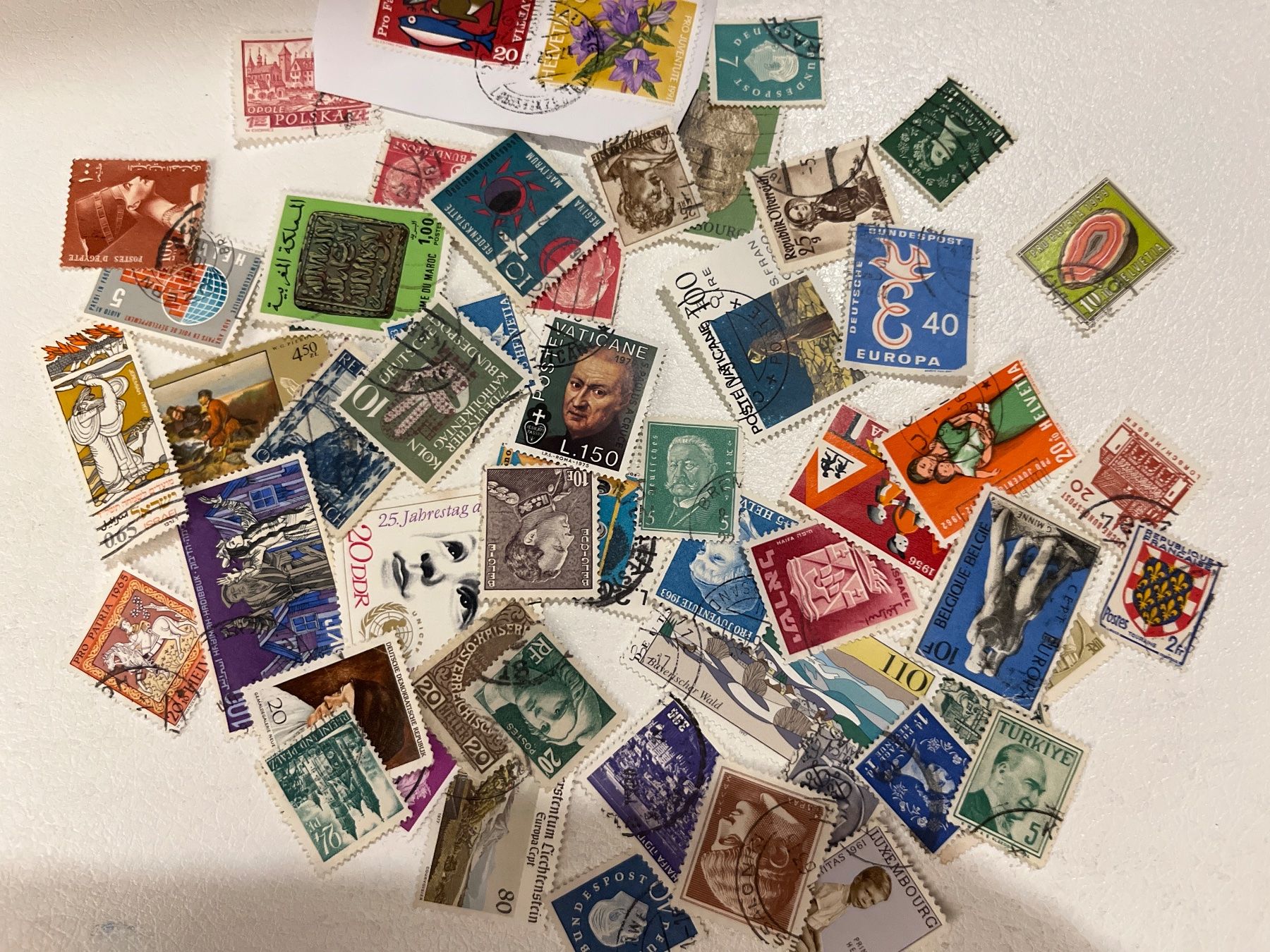 Tutti i francobolli: Lot 31: Lot mit Mix Briefmarke – Usato da Chiasso venduto da AzenYa 1