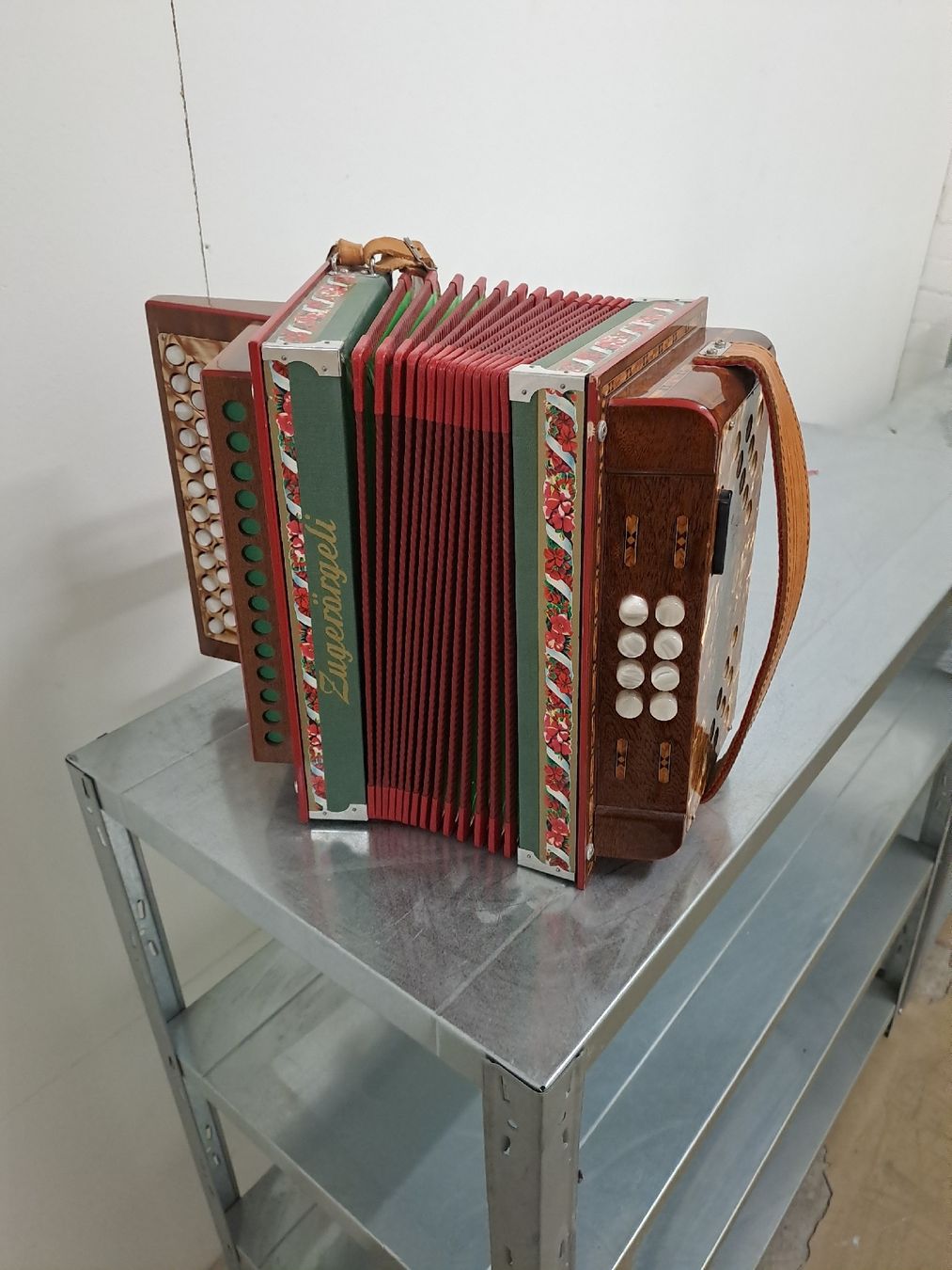 Musikinstrumente: zuger orgeli ton C – Gebraucht aus Villeneuve von BibiVintage 2