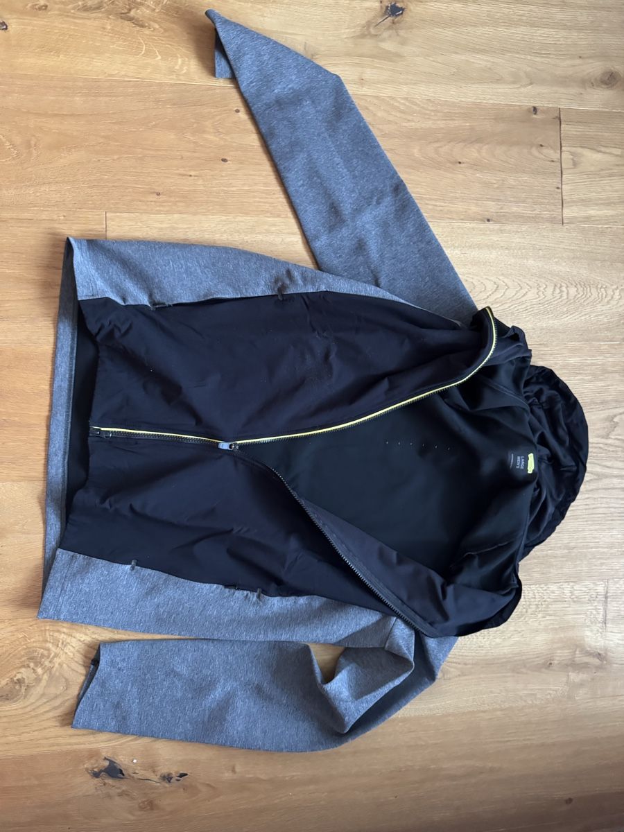 Vestes: Technogym Workout Jacke – Neuf (Voir description) à St. Moritz par Bengeee 2