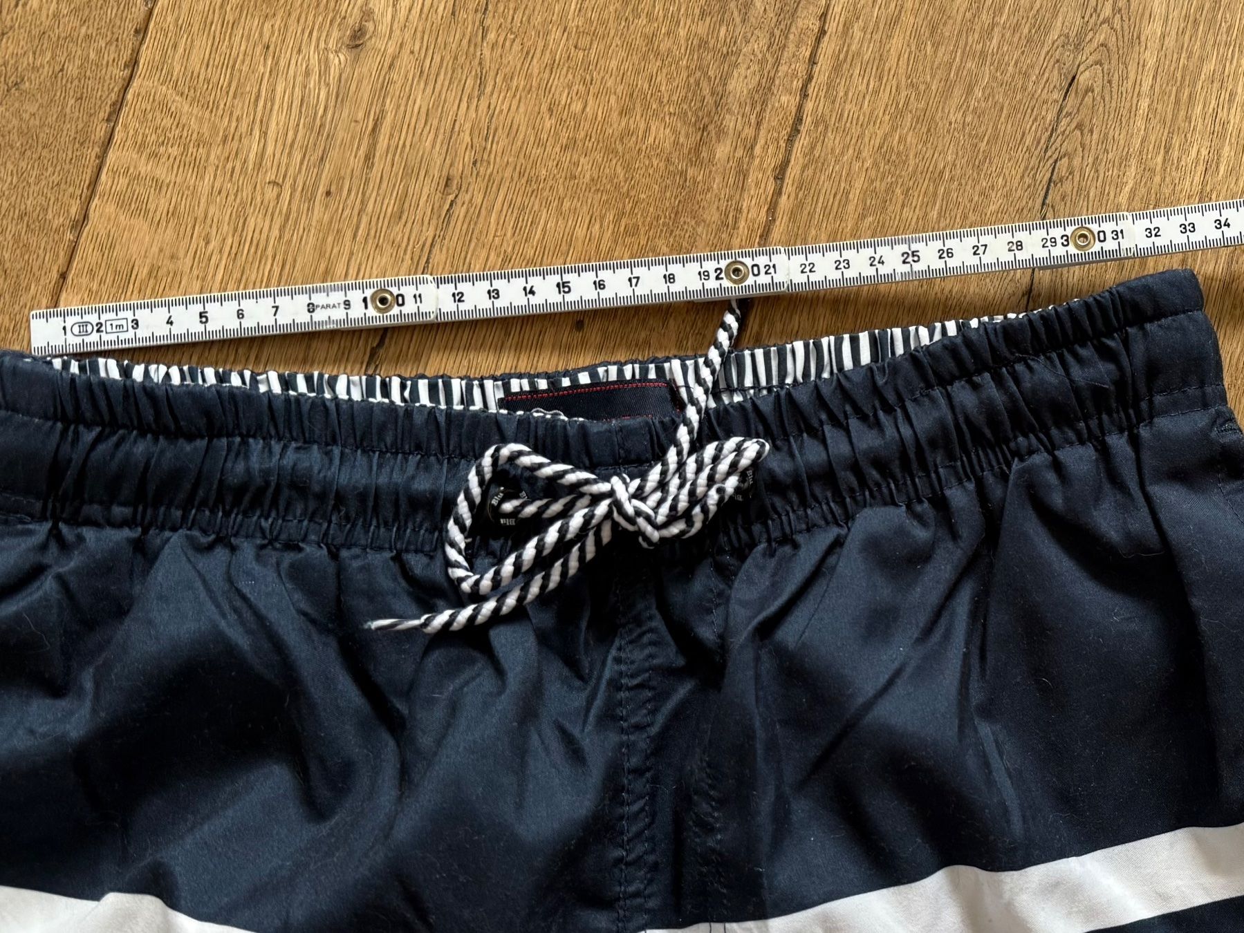 Pantaloni: Bade Shorts Gr. M von BLU – Usato da Davos-Platz venduto da Ihirsch 4