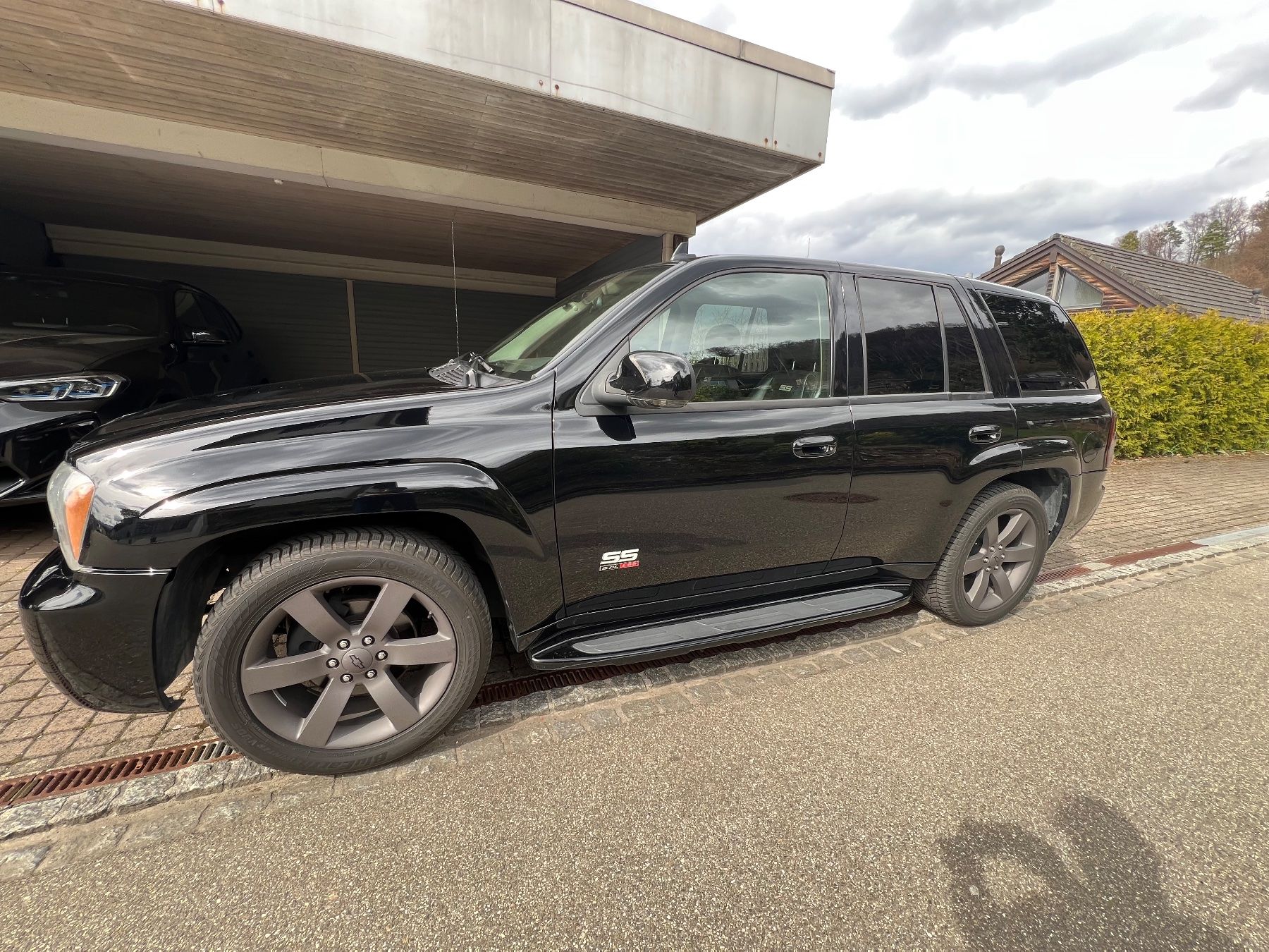 Chevrolet Automobili: Chevrolet Trailblazer SS 6.0 / LS 2 – Usato da füllinsdorf venduto da wrangler11 1