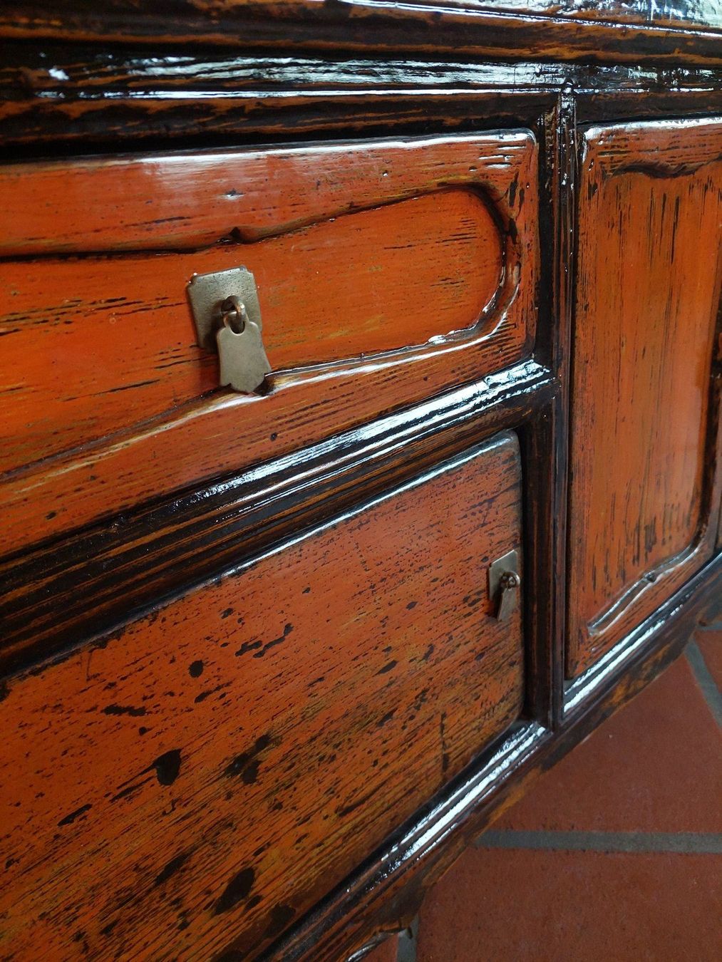 Cassettiere: Niedriges Sideboard schwarz-orange – Nuovo (secondo la descrizione) da Cham venduto da mjg1901 4
