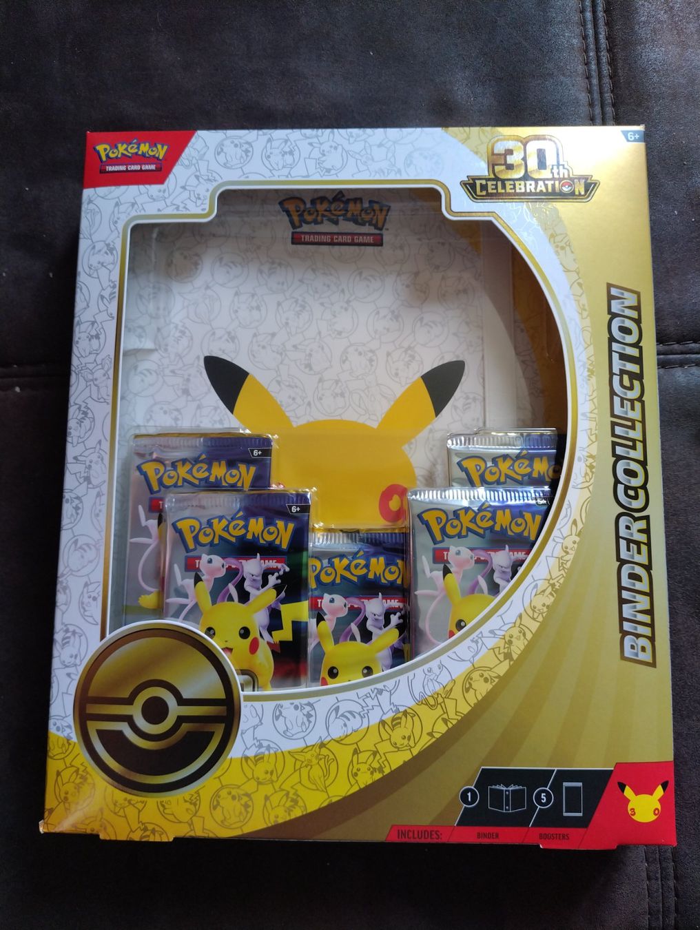 Pokémon Sammelbilder & Trading cards: Pokémon 30th - Binder Collection - Sealed - EN – Neu (gemäss Beschreibung) aus Buochs von Margi5