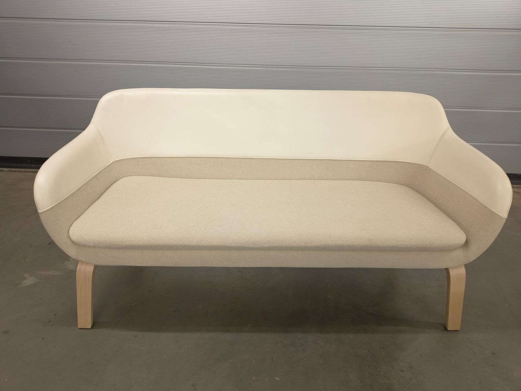Divani: Sofa Brunner Crona Lounge mit kleinen Makeln – Nuovo (secondo la descrizione) da Urtenen-Schönbühl venduto da brunner-ag